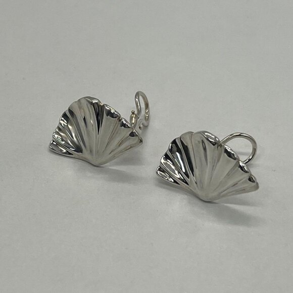 Tiffany & Co Shell Motif Earrings SV 925